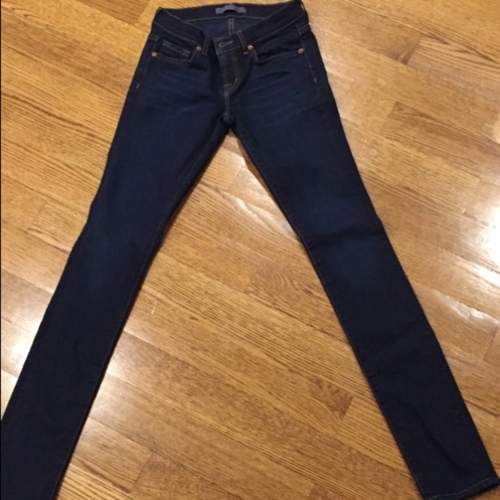 J Brand pencil leg size 25